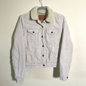 Levi's Strauss Women's Corduroy Sherpa Lined Trucker Jacket Cream Size Small